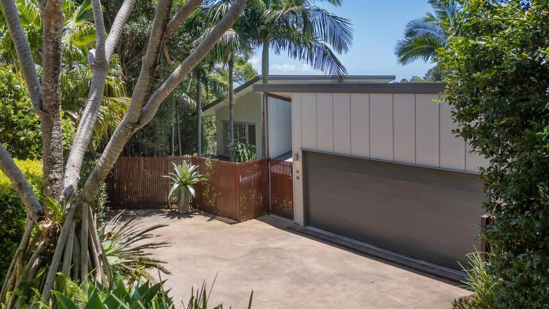 Holiday home Hilltop Noosa Ocean Views, Noosa Heads