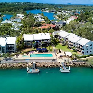 4* Aparthotel Noosa Shores